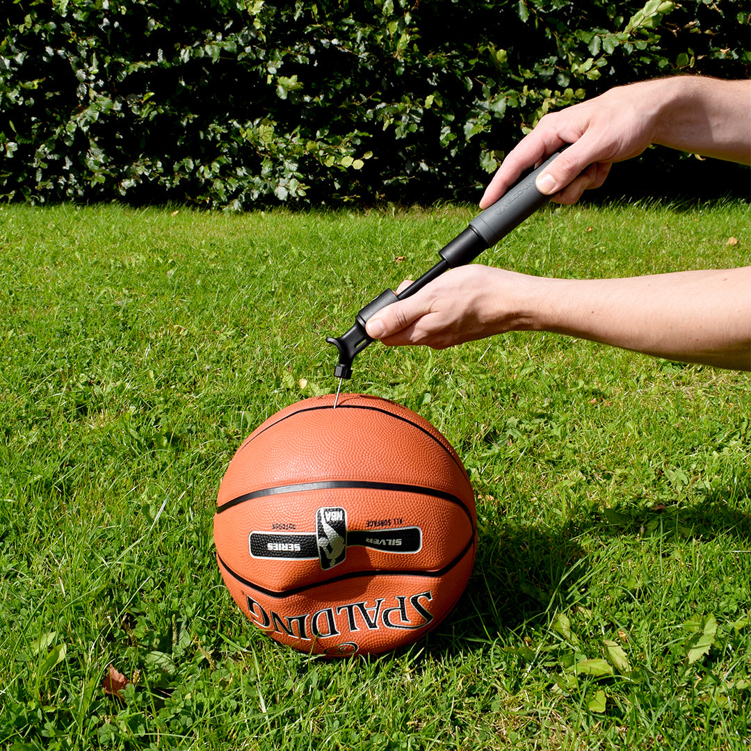 VeloChampion Sports Ball Pump + 5 Ball Inflation Needles for Football,  Volleyball, Netballs